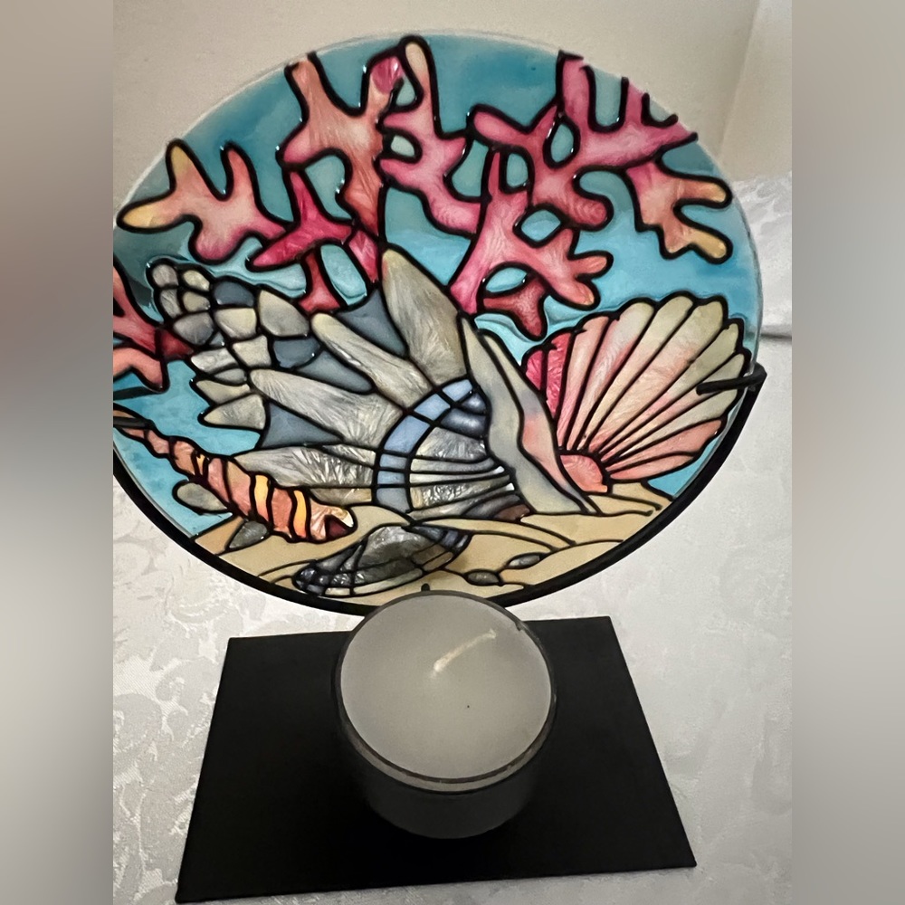 Vintage Handpainted Stained Glass Tealight Holder - “Tiffany Seashells” - Picture 2 of 4